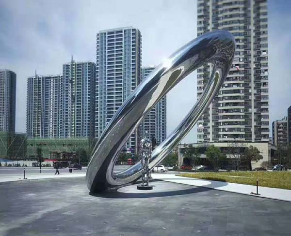 阜陽不銹鋼雕塑廠家在安裝過程中的固定與支撐方法
